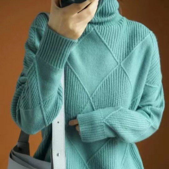 Avery™ | Turtleneck Sweater