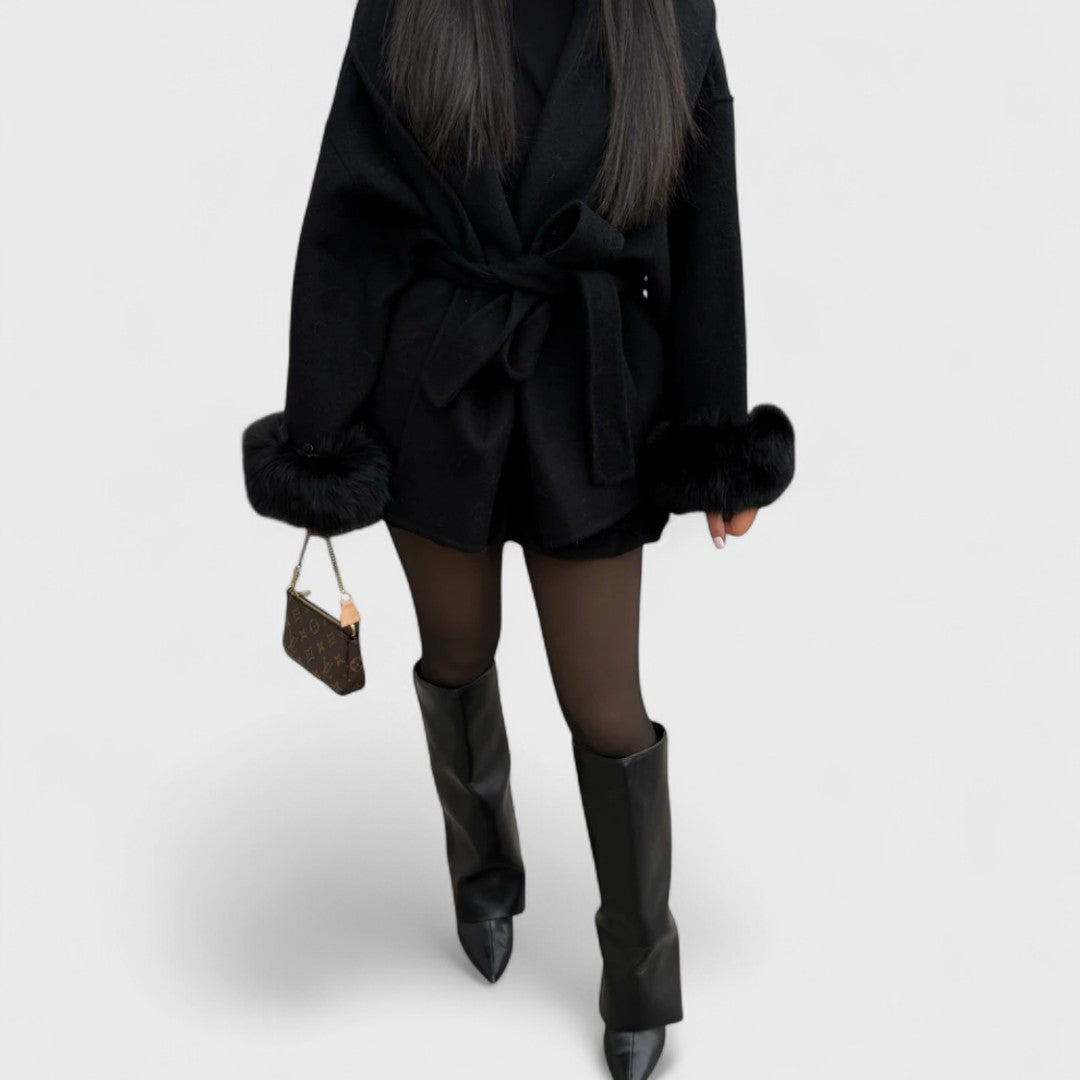 Ivy™ | Elegant coat with eco-fur details