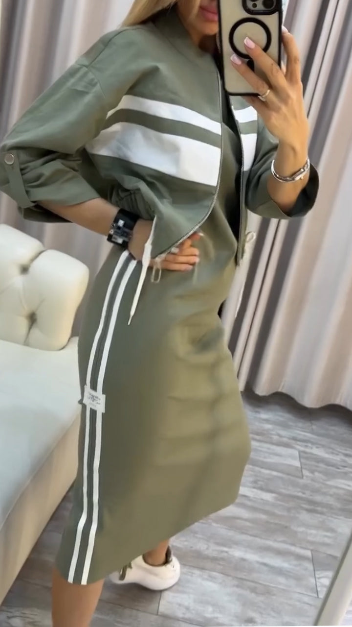 Elara ™ | Dress with a round neckline and women's blazer