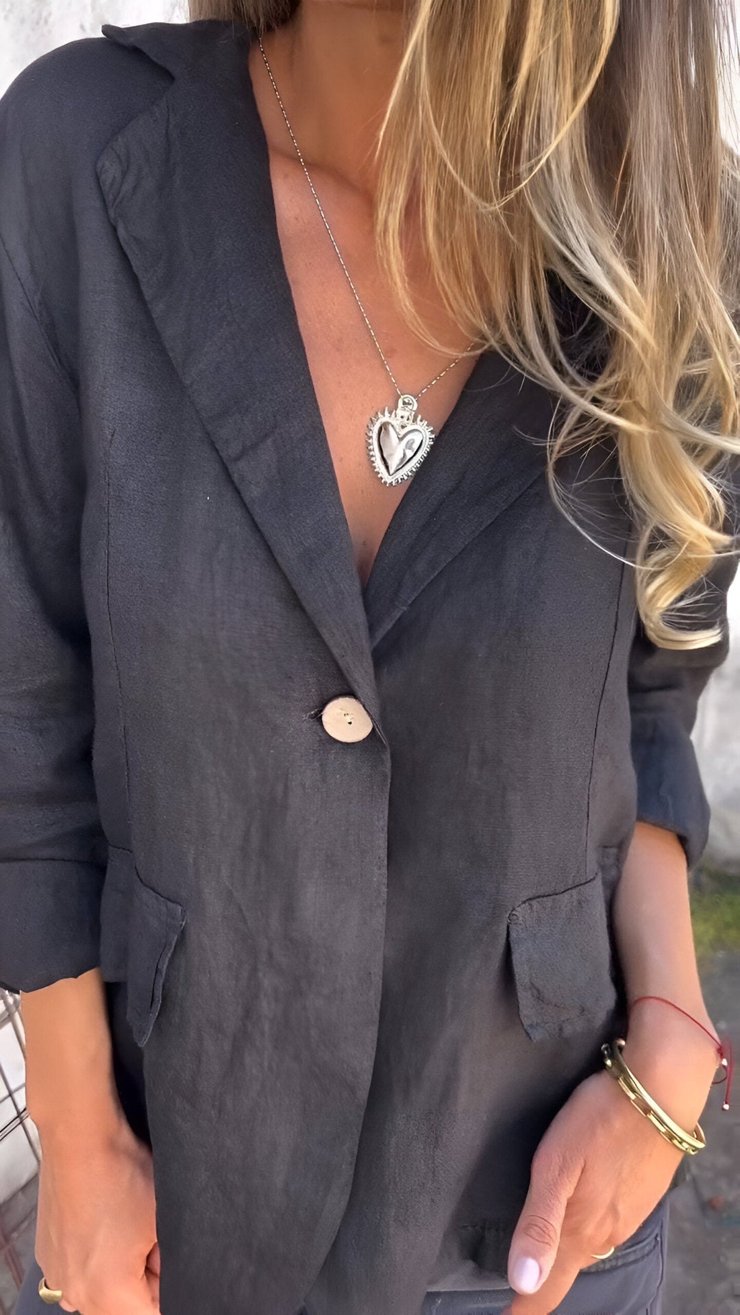 Ellie | Minimalist Blazer